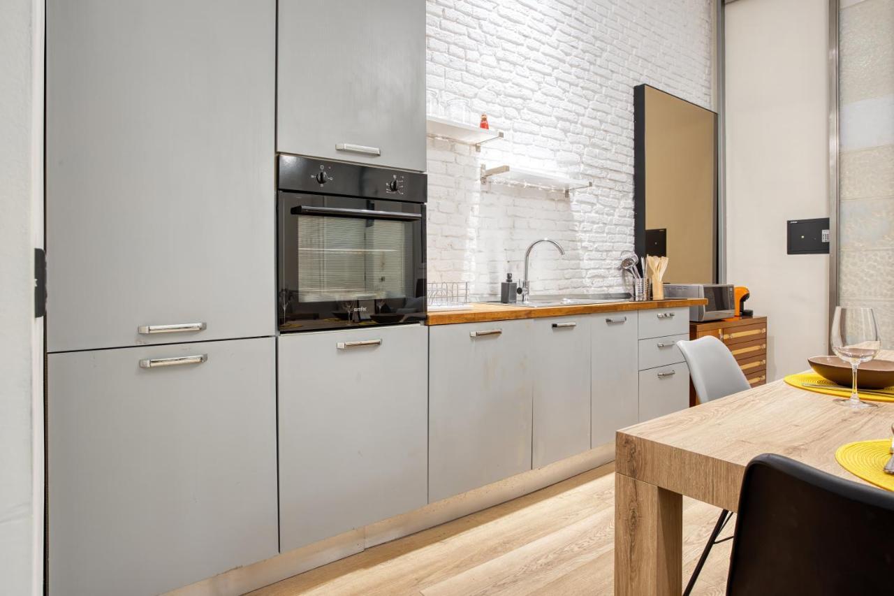 Joivy Modern And Spacious Family Flat Milán